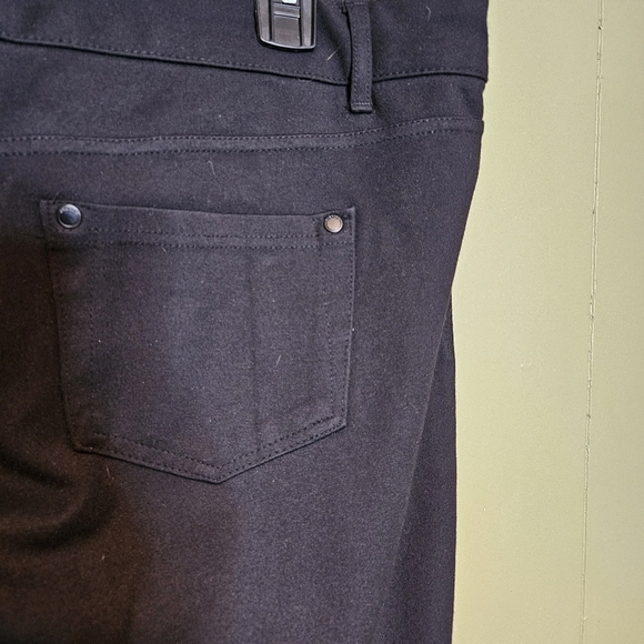 Avenue Black Slim Fit Pants, Size 18 - Picture 3 of 5